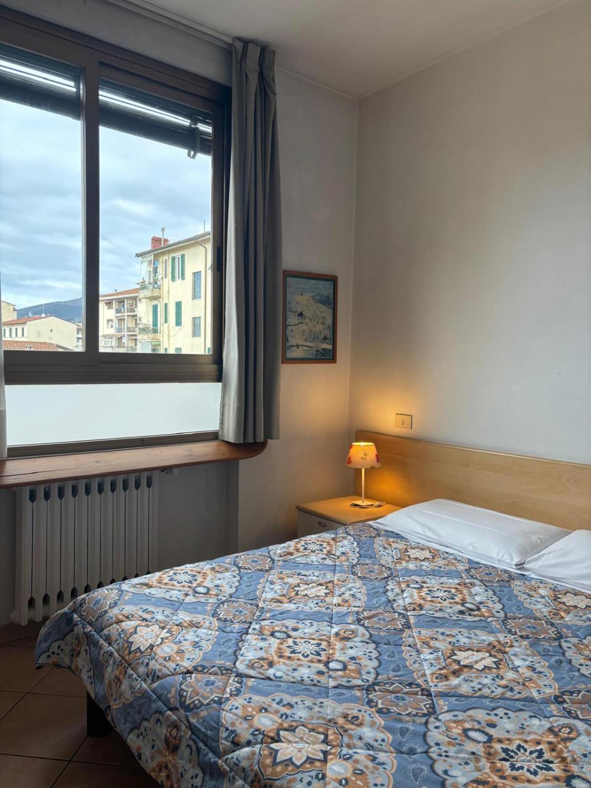 Girasole House Hotell Florens Rum bild